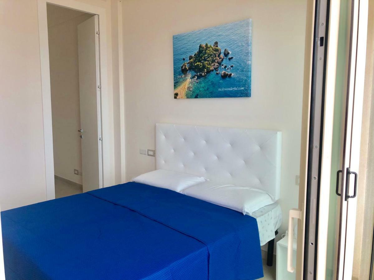 Taormina Wonderful Solarium Leilighet Giardini Naxos Eksteriør bilde