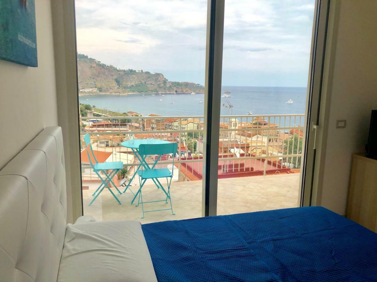 Taormina Wonderful Solarium Leilighet Giardini Naxos Eksteriør bilde