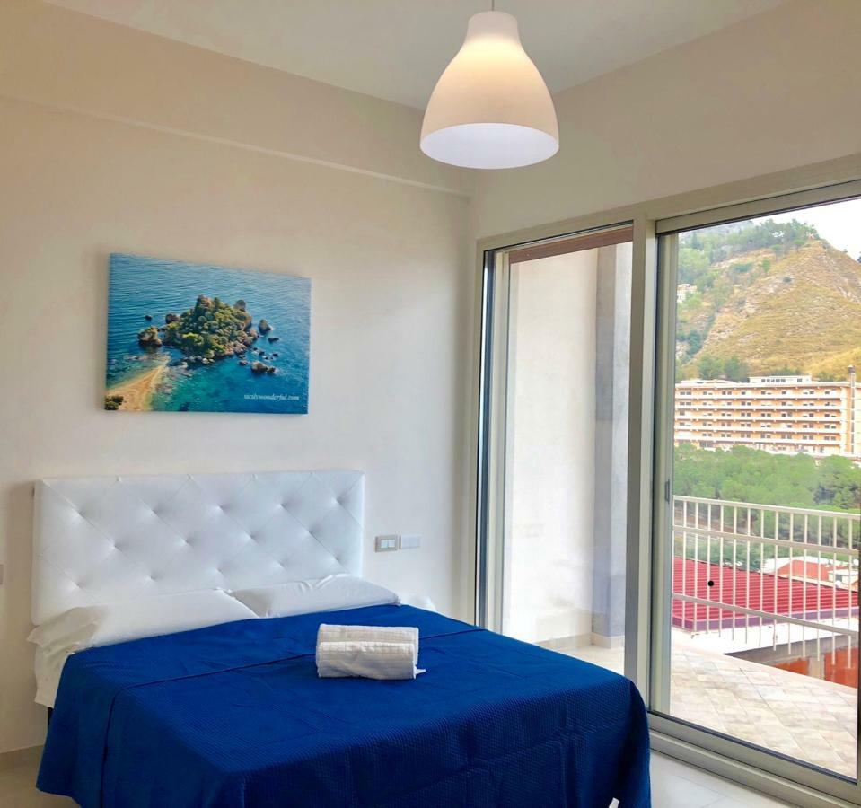 Taormina Wonderful Solarium Leilighet Giardini Naxos Eksteriør bilde